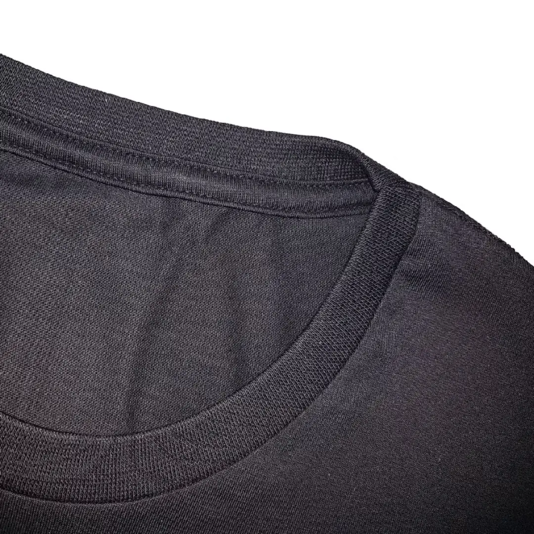 Camiseta de algodão personalizada — frase, logo ou arte — foto 4