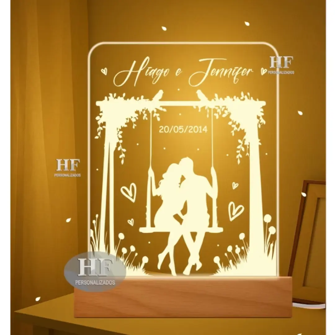 Luminária LED acrílica personalizada para casal — USB — foto 11