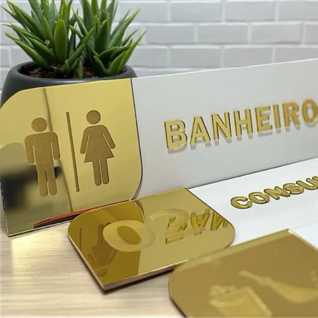 Placa de porta personalizada MDF + acrílico espelhado — 30×10 cm