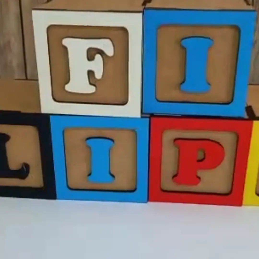 Cubo/dado MDF personalizado letras e números — foto 2