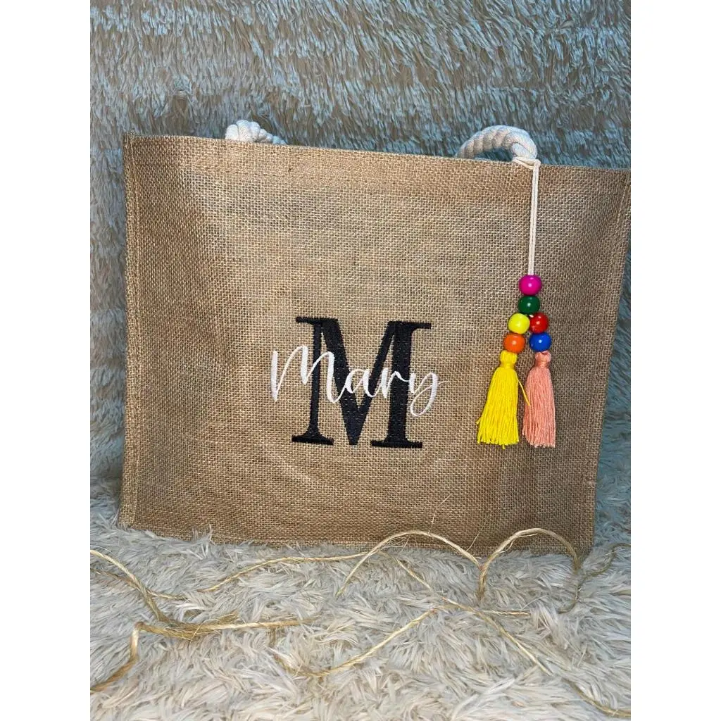 Bolsa de praia de juta — nome bordado
