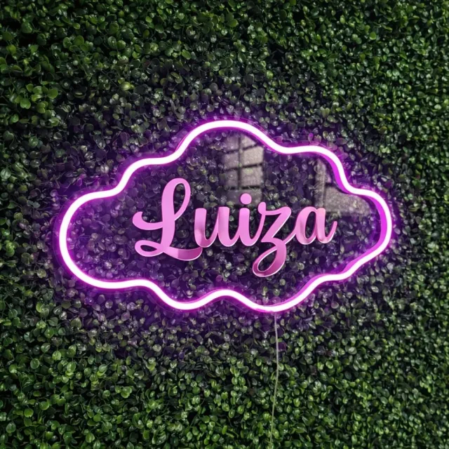 Placa LED neon com nome — quarto infantil