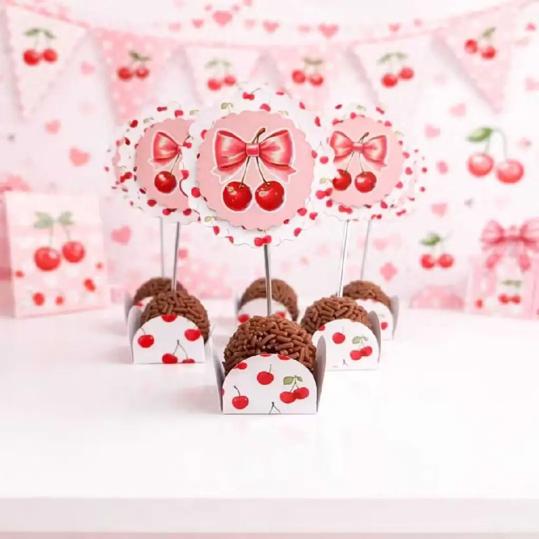 Kit forminha + topper 3D tema Cerejinha — foto 3