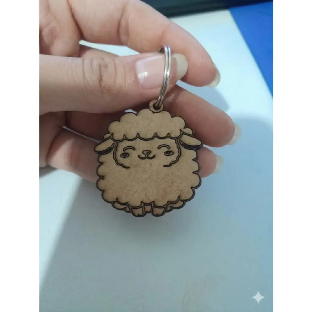 Chaveiro ovelhinha MDF 4 cm lembrancinha — foto 7